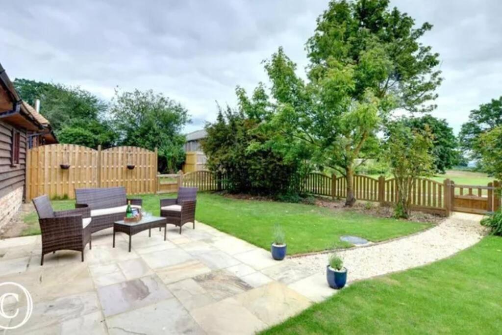 Charming Picturesque Cottage - Nr Tenterden & Rye, Pets Welcomed Rolvenden Kültér fotó